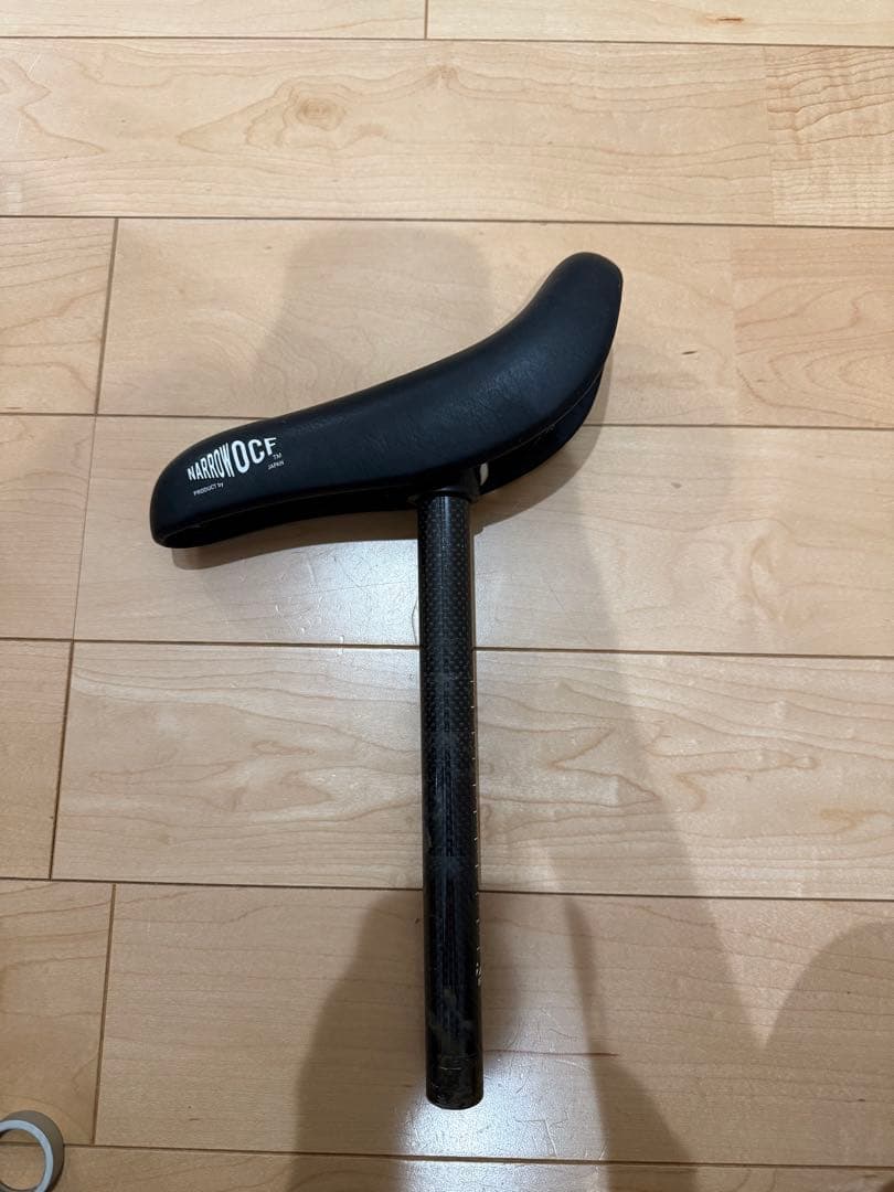 ストライダー　ダディラボ　ハンドル　ステム　アダプター　ナローサドル　カーボン
