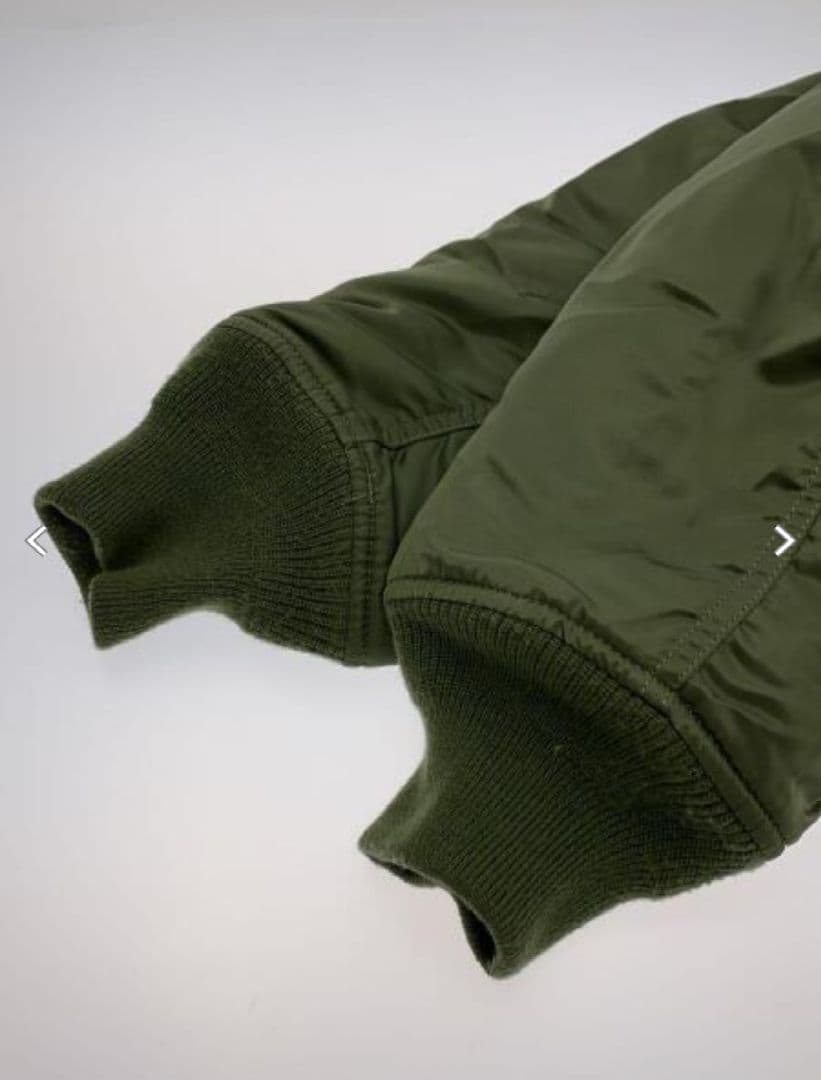 【美品】【アルファインダストリーズ】【Lサイズ】【MA-1】【定番カーキ】