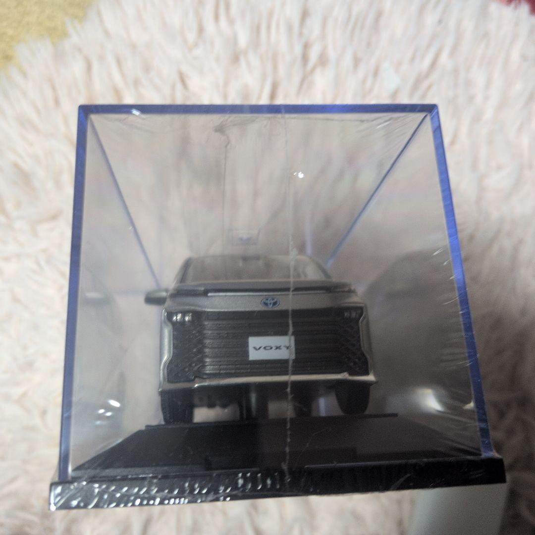 トヨタ　ヴォクシー　VOXY 90系　1/30 メタルストリームメタリック