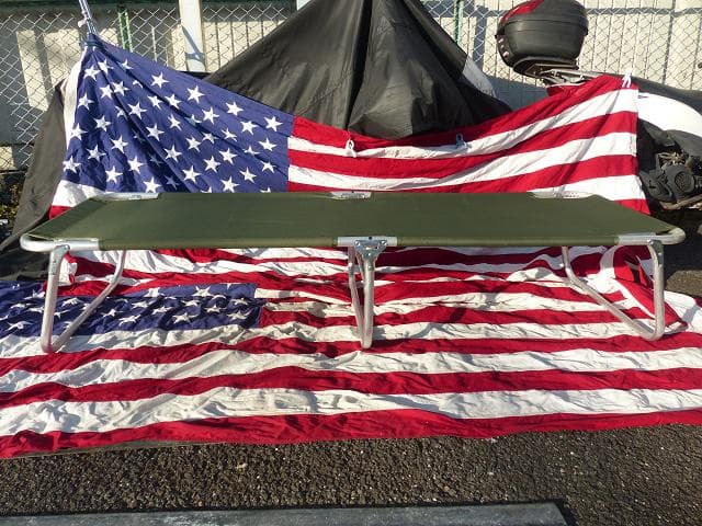 米軍放出品　折り畳みコット フォールディングコット 簡易ベッド アウトドア 02