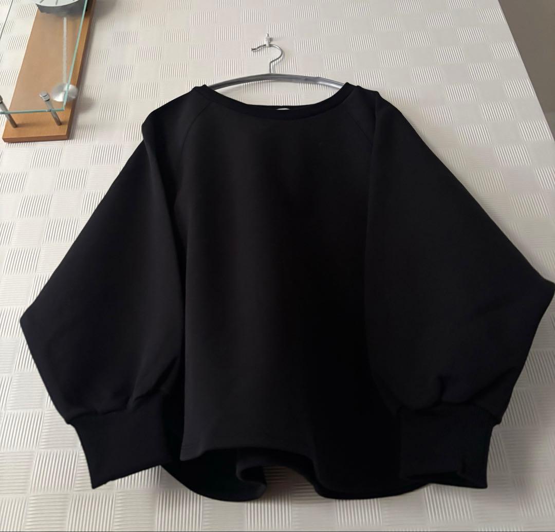 ビアズリー ダンボールサークルプルオーバー　黒　極美品　現行品　再お値下げ