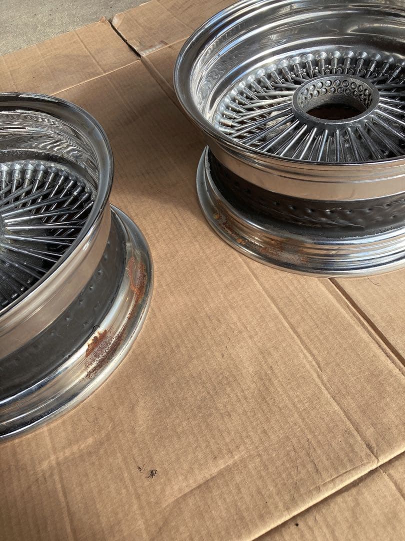 ワイヤーホイール　送料込み！！