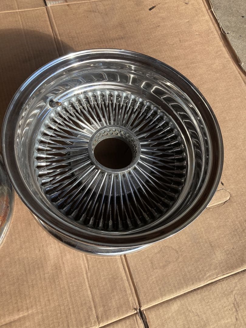 ワイヤーホイール　送料込み！！