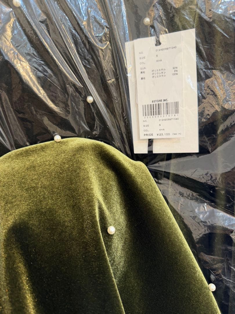★新品★未使用タグ付きBACK OPEN PEARL VELOUR DRESS
