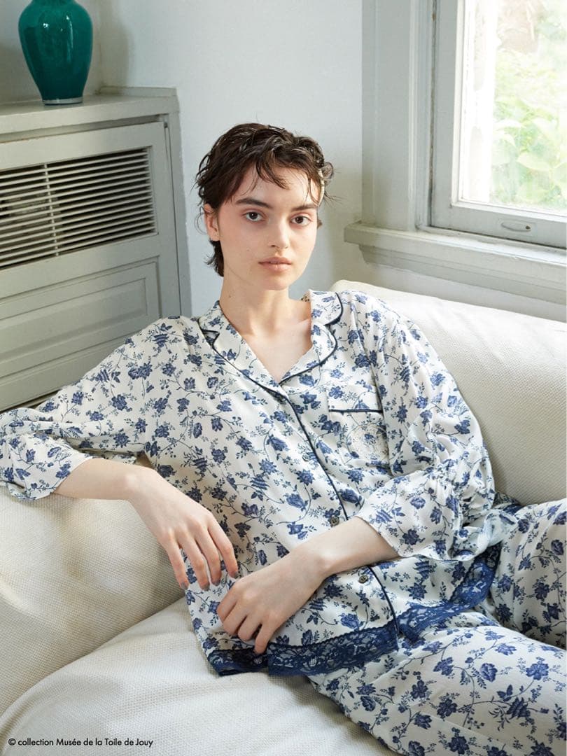 Musee de la Toile de Jouy 開襟シャツ　ロングパンツ