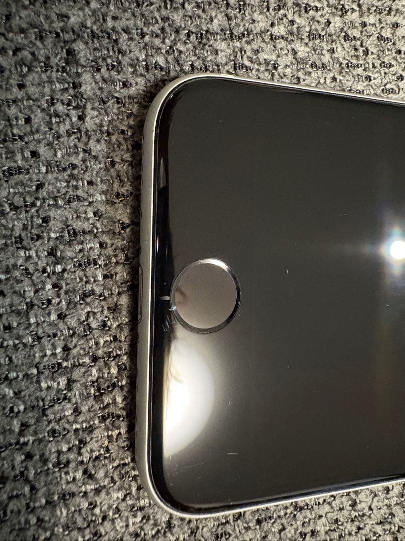 iphone SE 第2世代 128GB 白SIMフリー