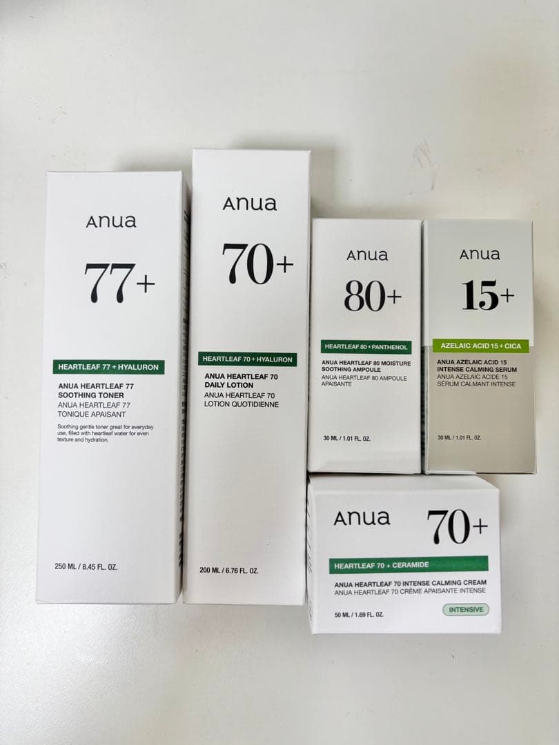 ちいかわ うねうねケース iPhone16ラベンダー　モモンガ含むおまとめ購入