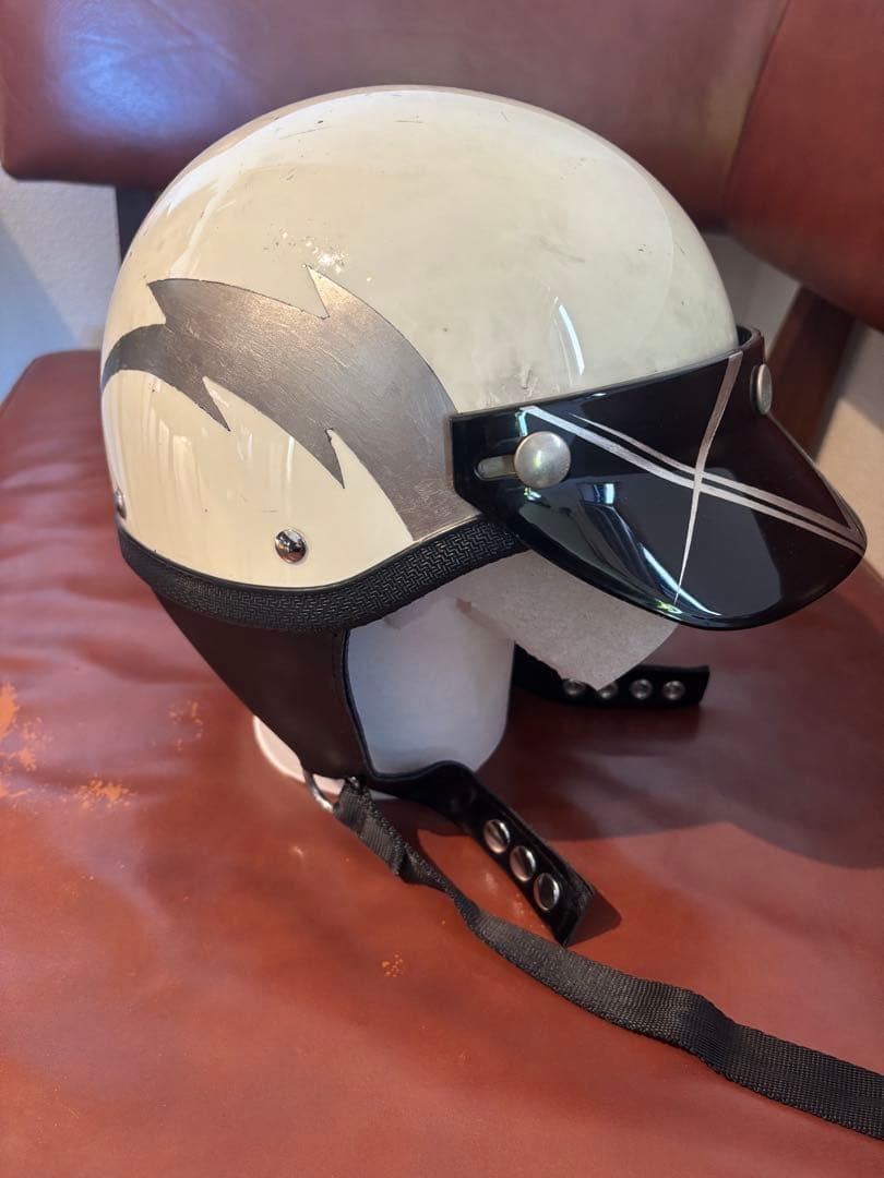 バーストヘルメット　ショベル　チョッパー　ショーティー　burst shorty