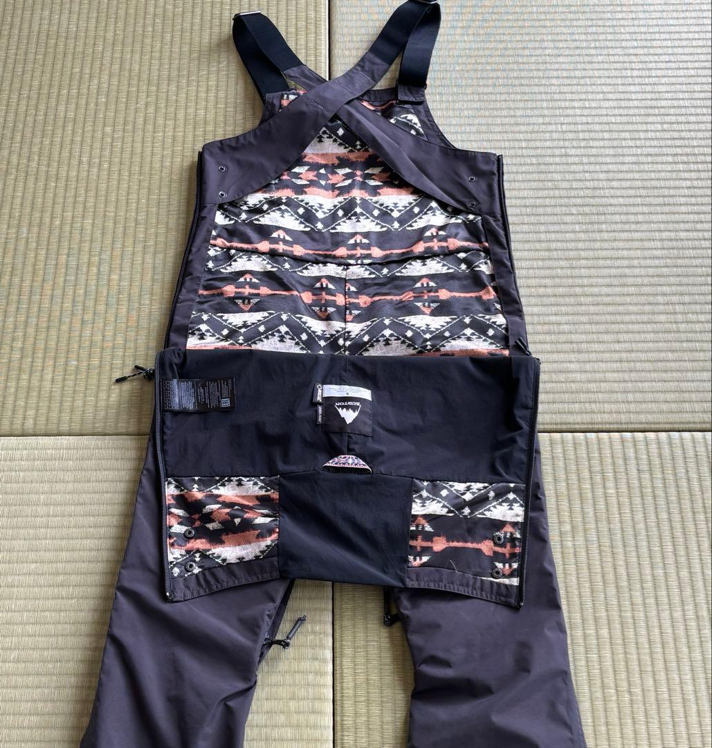美品！BURTON スノーボード　ビブパンツ　Gore-Tex Sサイズ
