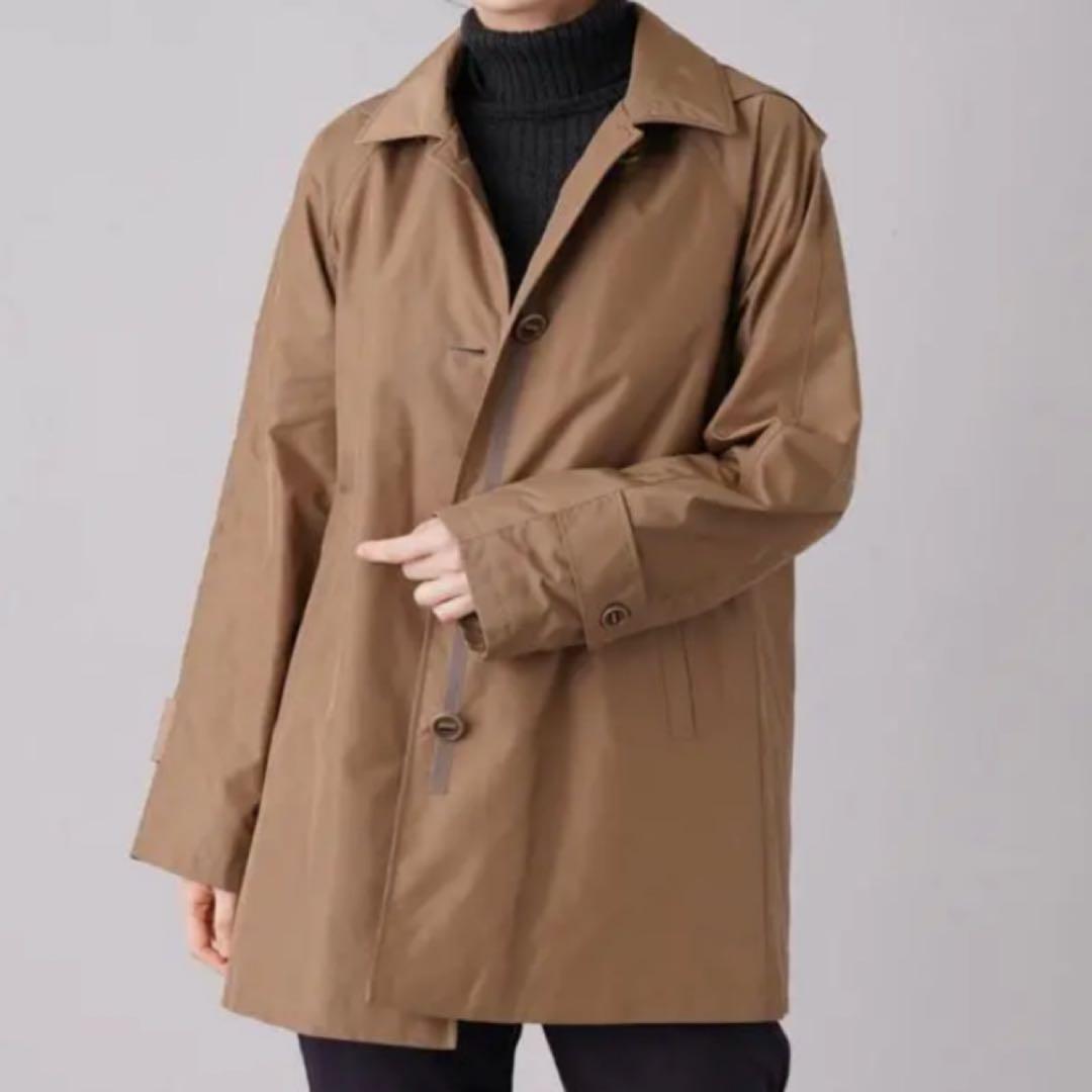 【新品未使用】レリアン　裏地花柄　中わた入り　ステンカラー　ハーフコート