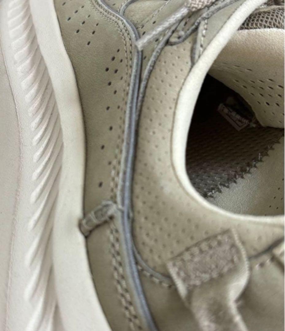 ★UGG スニーカー　美品　レディース24