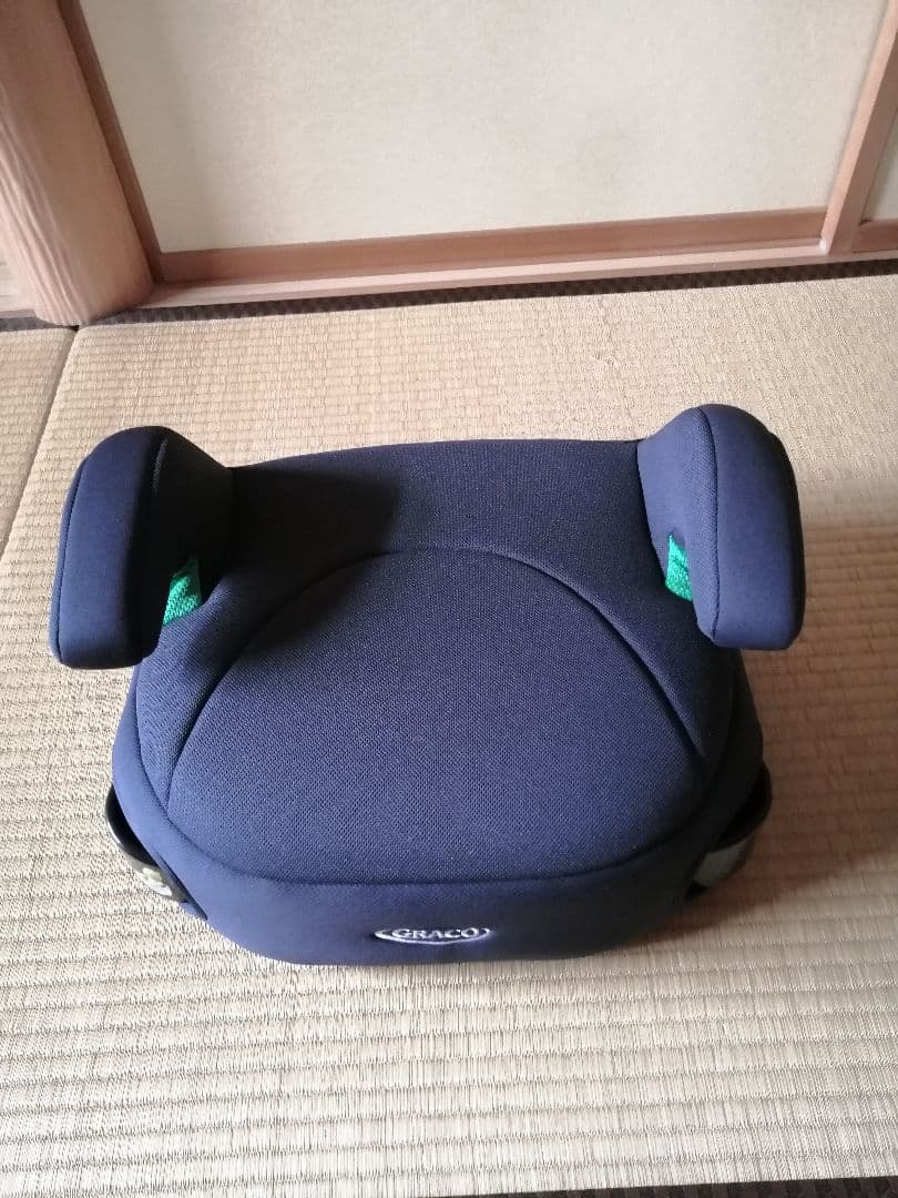 Graco ジュニアシート ネイビー 　未使用に近い