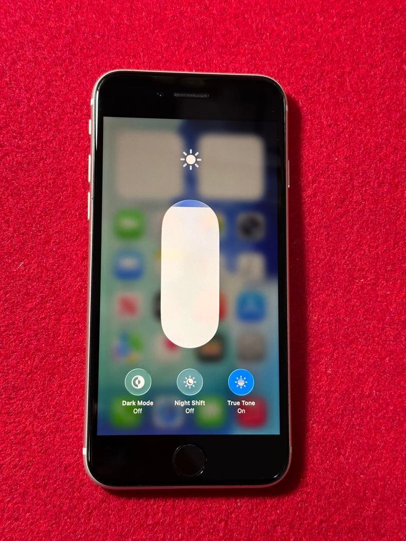 【7636】iPhone SE3第3世代スターライト 64GB simフリー