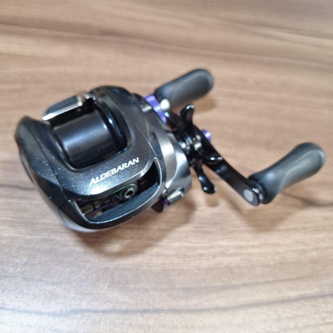 12ALDEBARAN BFS XG ベイトリール ブラック/パープル