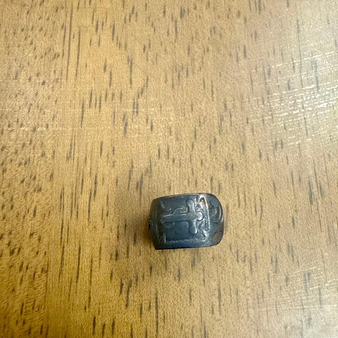 祐天寺　あるじゃん　イヤーカフ