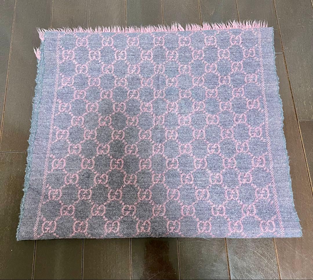 GUCCI ピンクxグレー　マフラー　ストール