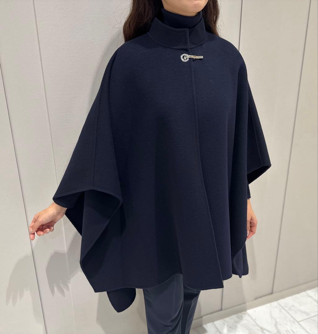 M-premier BLACK メタルパーツミドルポンチョ 定価9.9万
