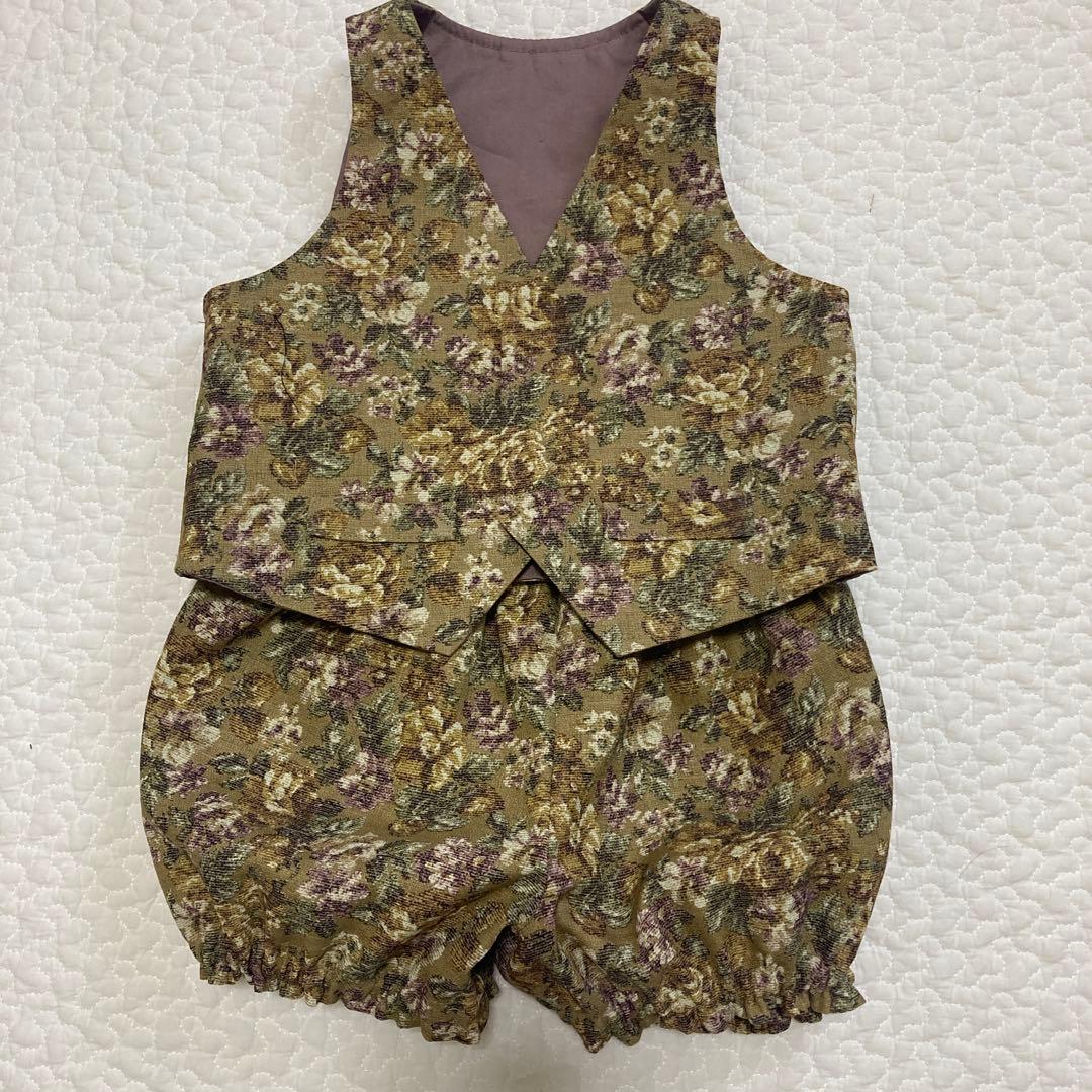 キッズ　ベストとパンツ　セットアップ　ハンドメイド