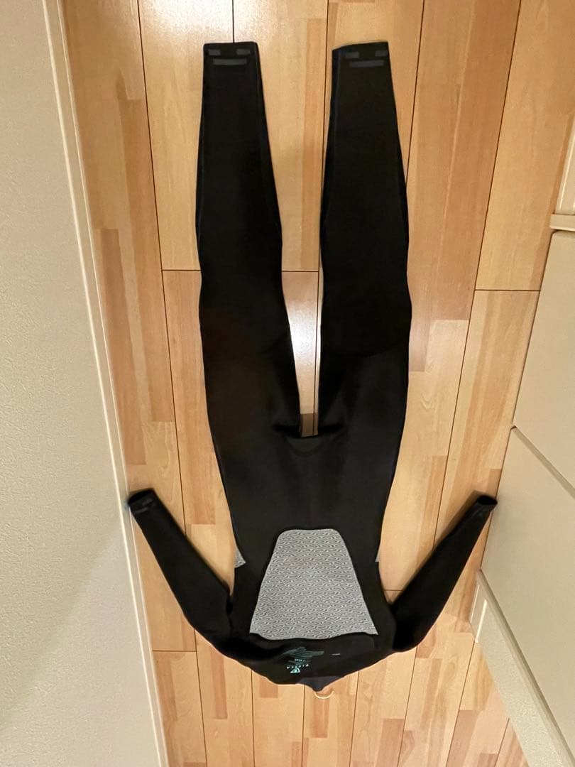 ウェットスーツ　ブラックフルスーツ VISSLA