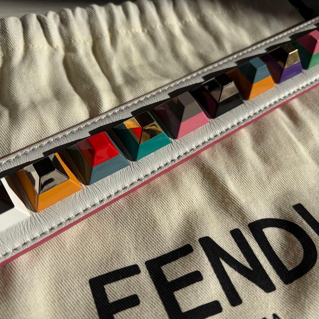 【近日中まで出品】Fendi マルチカラースタッズショルダーストラップ