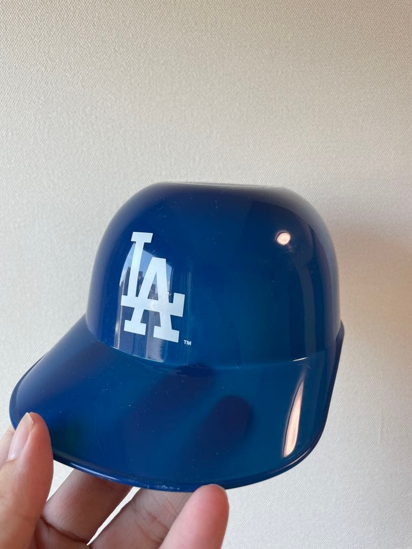 【非売品】 コービーブライアントフィギュアとドジャースミニキャップ セット