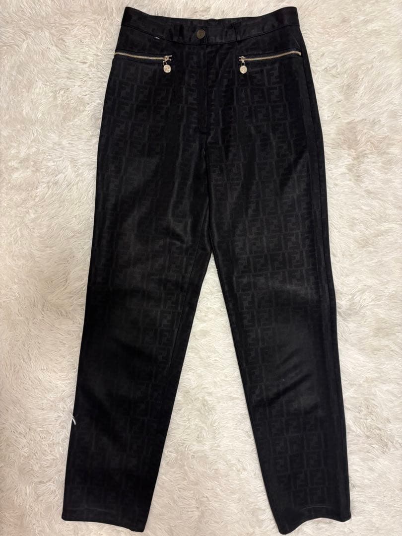 フェンディ ズッカ カジュアル パンツ FF 総柄 ブラック