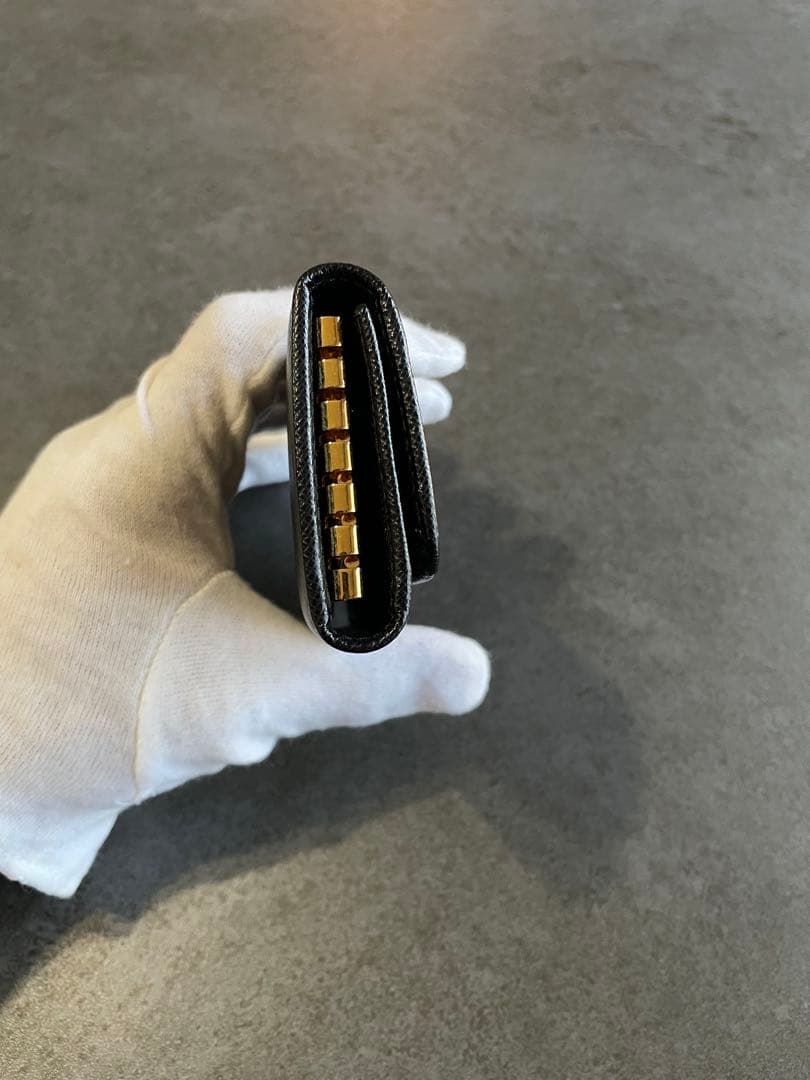 miiiiiiik 　PRADA ブラック サフィアーノレザー キーケース