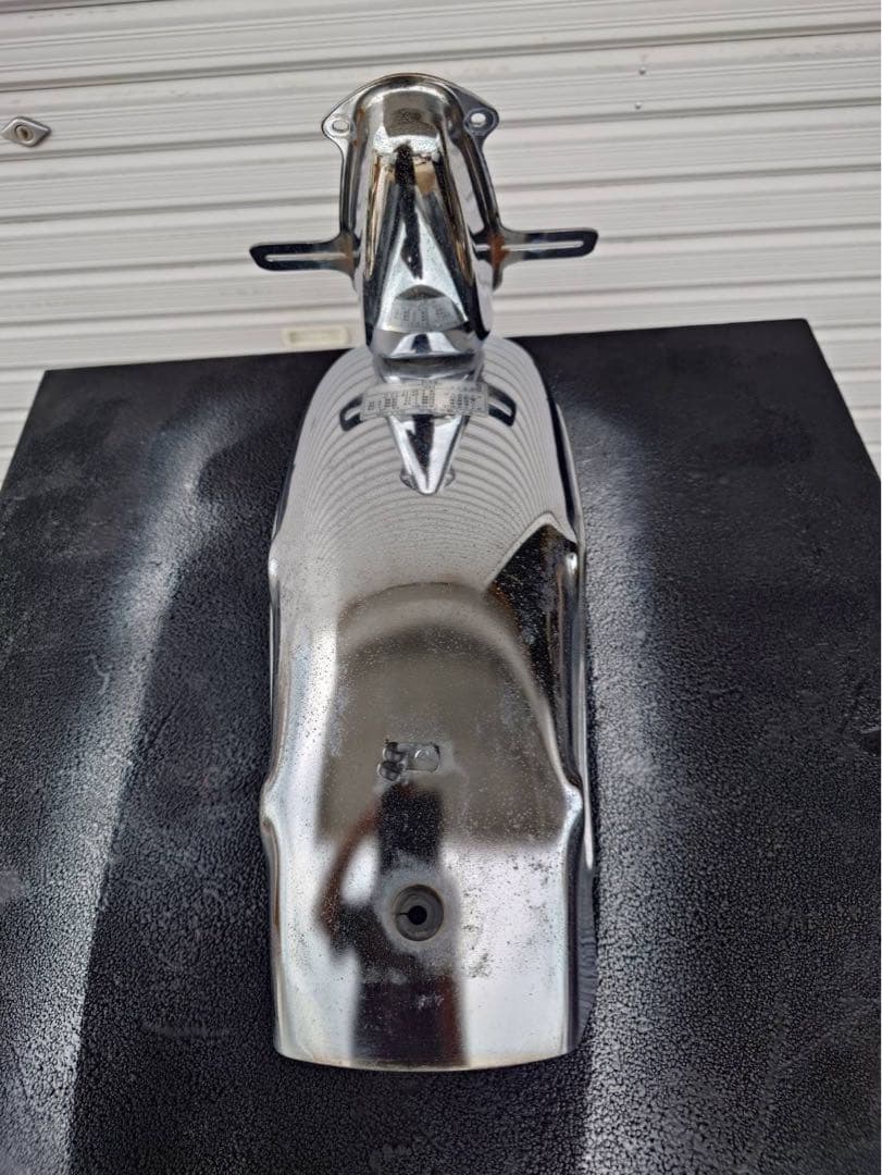 GSX250T トラザリ　リアフェンダー