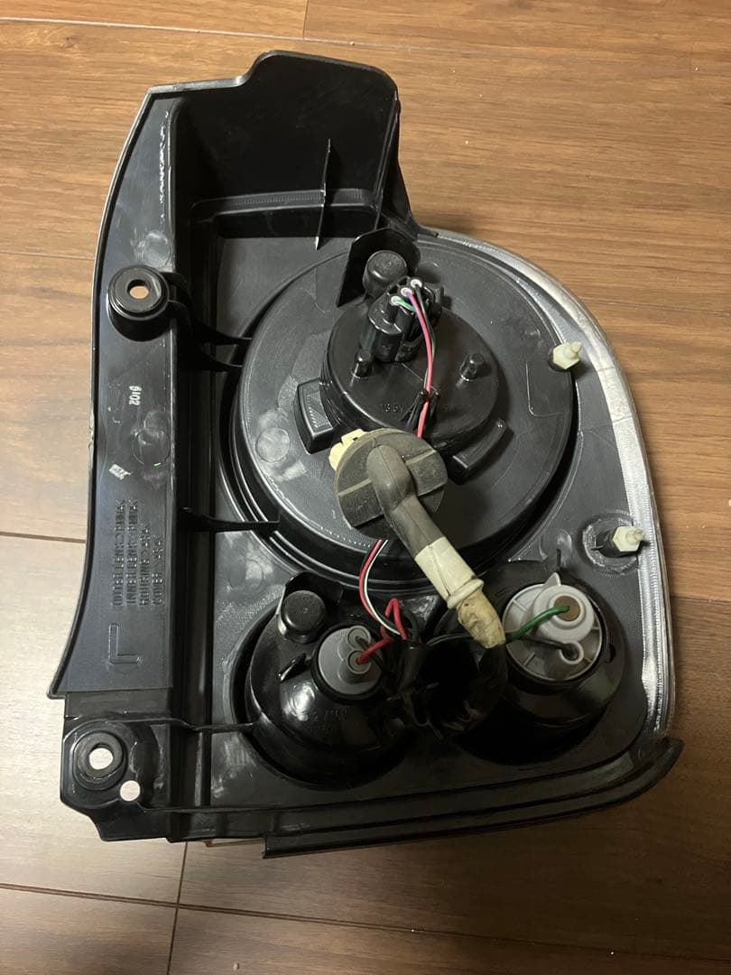 seikai　 スズキ　ラパン　ショコラ　左テールランプ