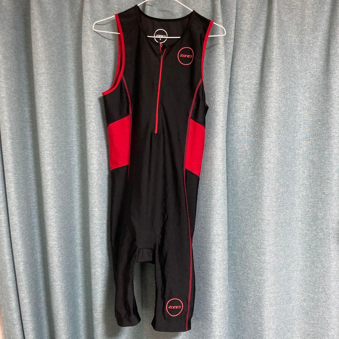 ZONE3 トレーニングウェア Sサイズ ブラック/レッド　トライスーツ