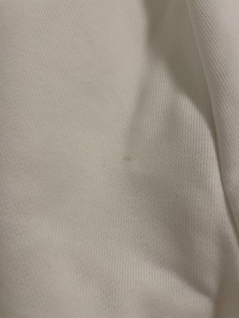 FENDI ロゴ　メンズ白パンツ