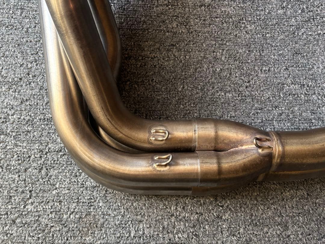 AKRAPOVIC/アクラポヴィッチ カワサキ Z900RS エキパイ