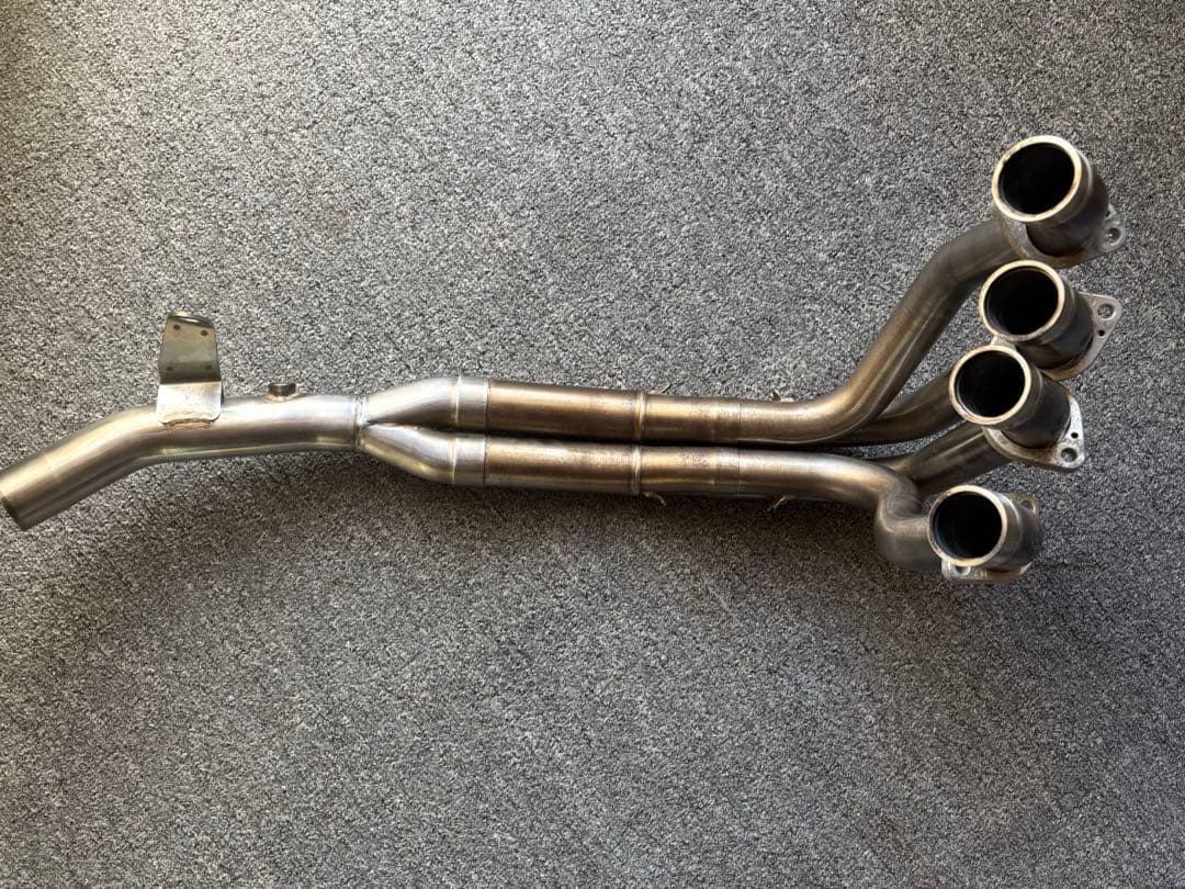 AKRAPOVIC/アクラポヴィッチ カワサキ Z900RS エキパイ