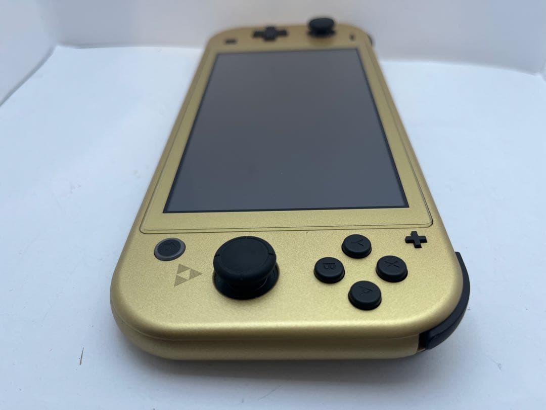 1美品　任天堂　Switch Lite 本体　ハイラルエディション　付属品無し