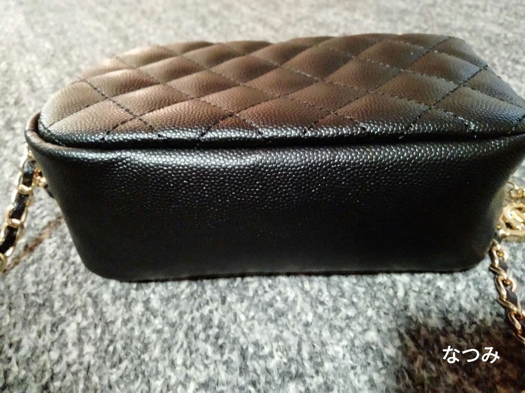 CHANEL ブラック キルティング チェーンショルダーバッグ ノベルティ