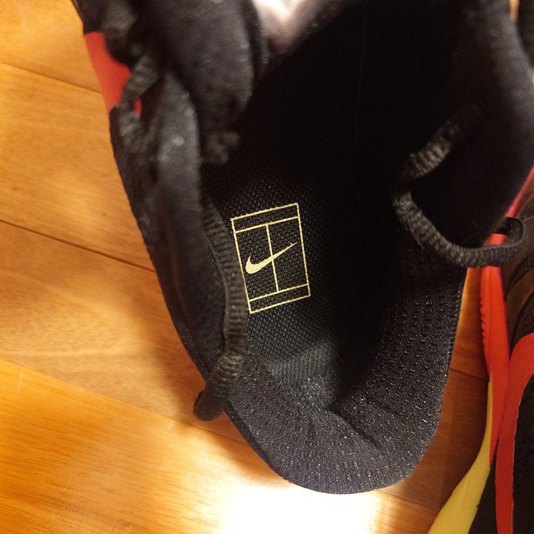 ナイキ　コートズームヴェイパー9.5　ほぼ未使用品、箱無し
