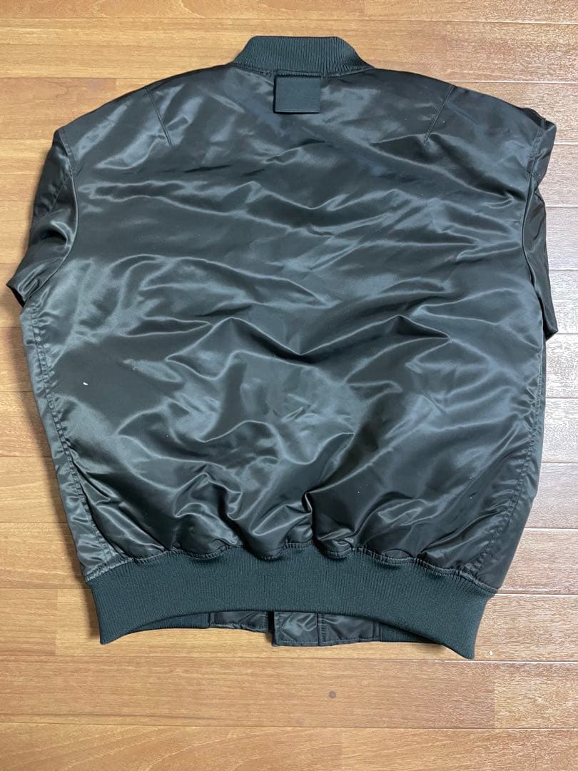 新品　ユニクロ　Ma-1　＋J復刻ハイブリッドダウンオーバーサイズ