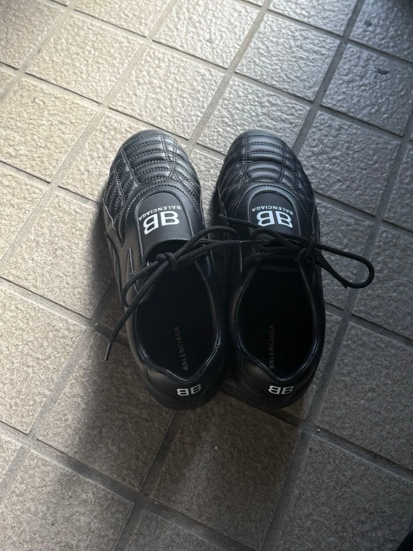 バレンシアガ　スニーカー　balenciaga zen sneaker