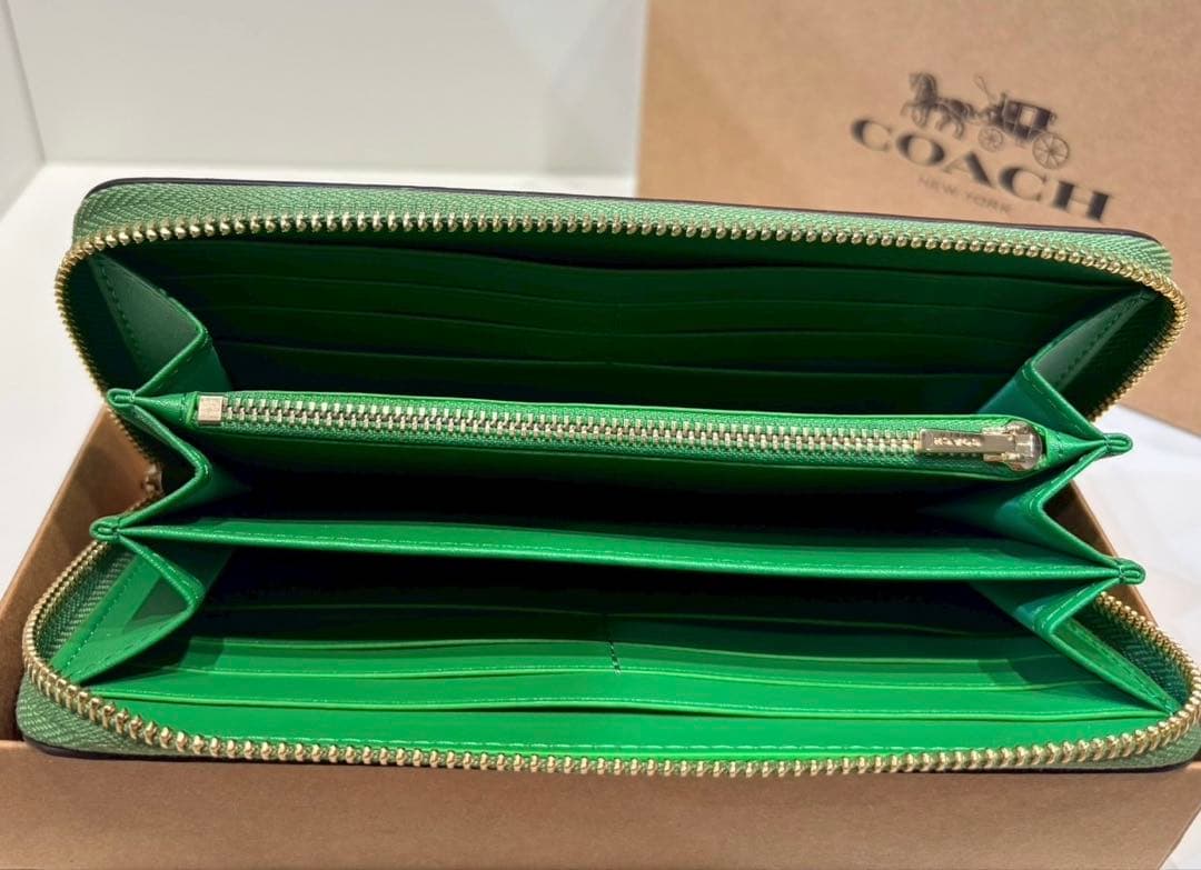 coach コーチ　長財布　グリーン