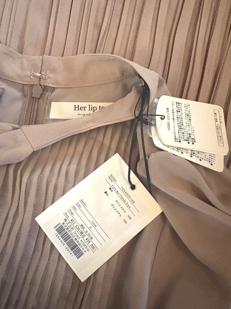 ワンピース Viola Bow Pleated Dress