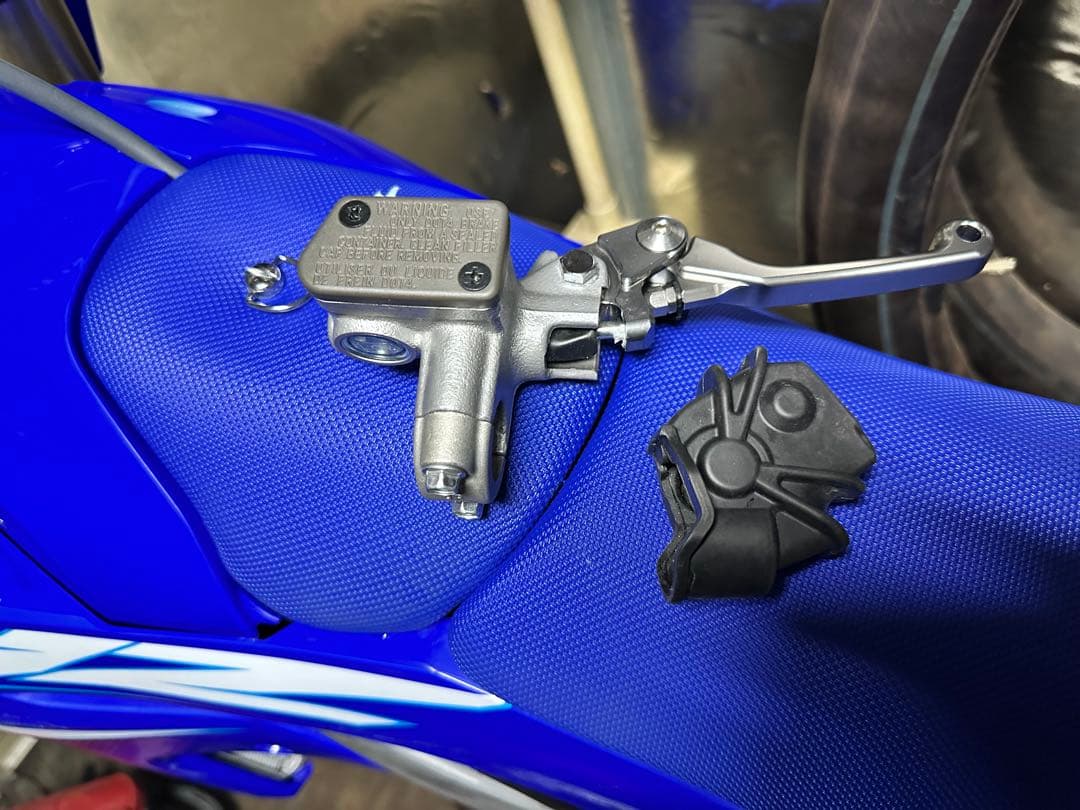 2025 YZ250F フロントマスターassy