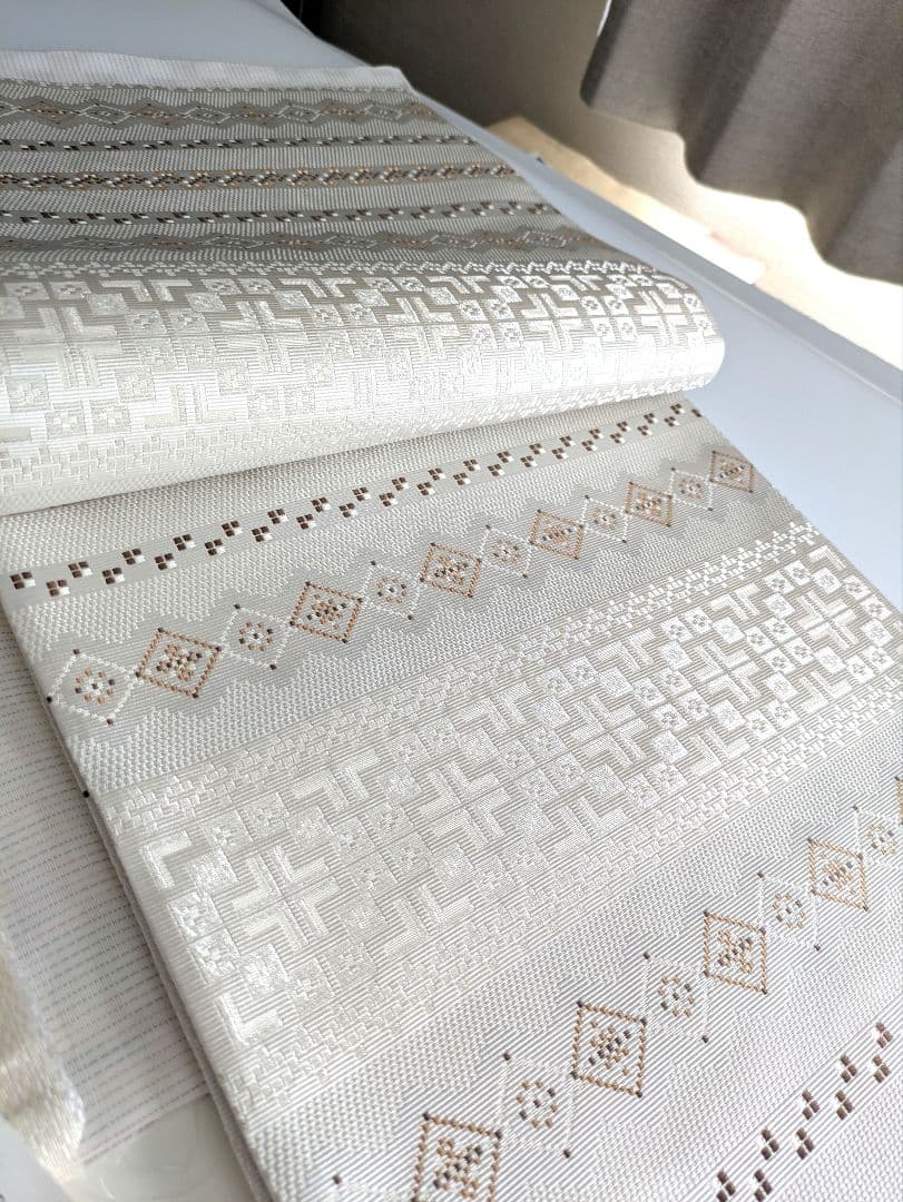 本場筑前博多織幾何学文様お仕立て上がり袋帯