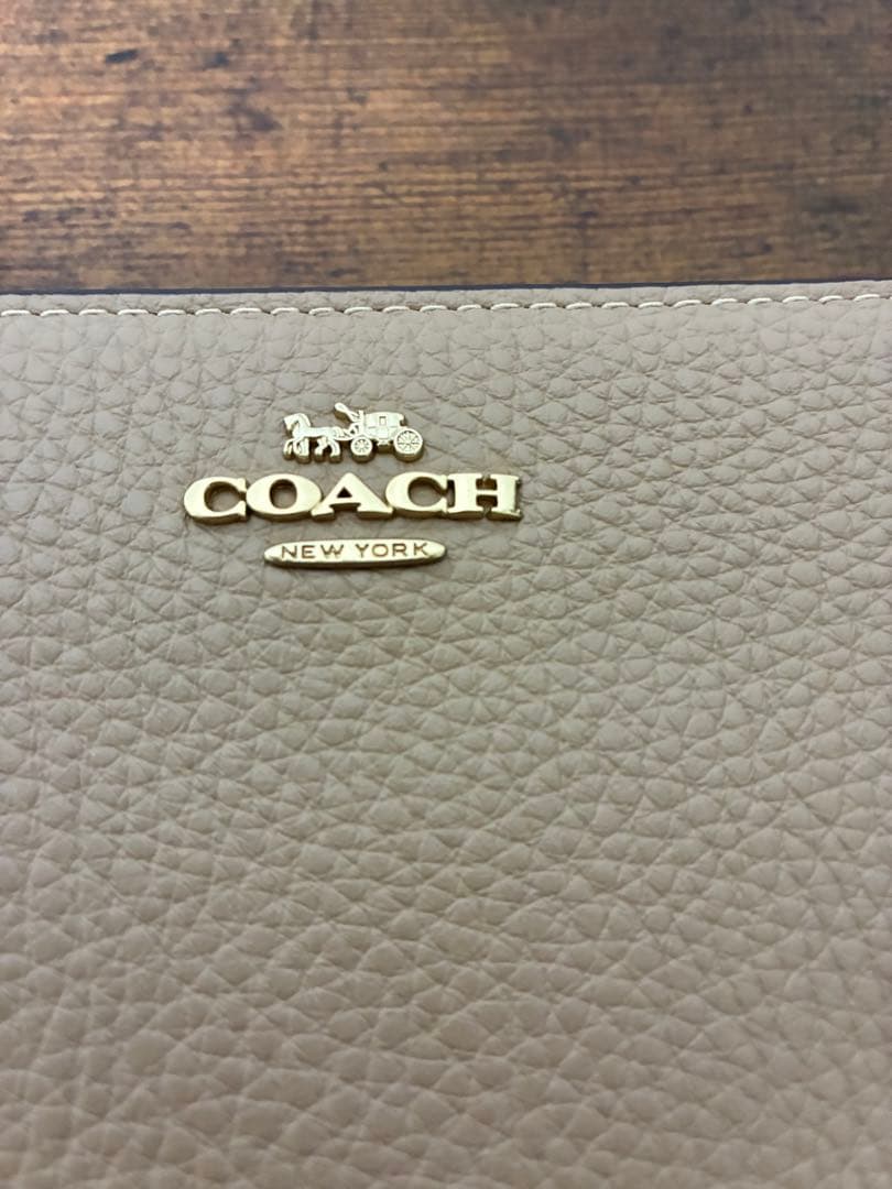 【あや】COACH ロングジップアラウンドウォレット　ベージュ