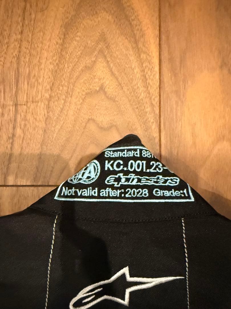 アルパインスターズ KMX-9 V3 レーシングカート　スーツ