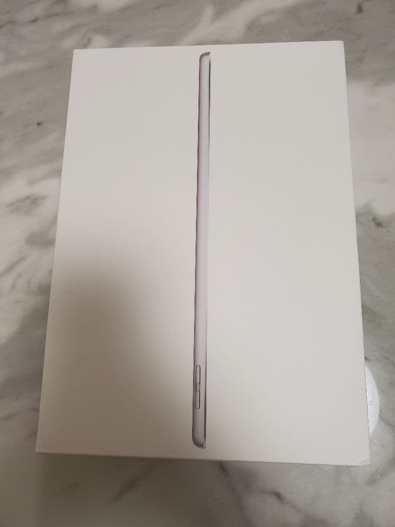 Apple iPad 第９世代　64GB　+タッチペン