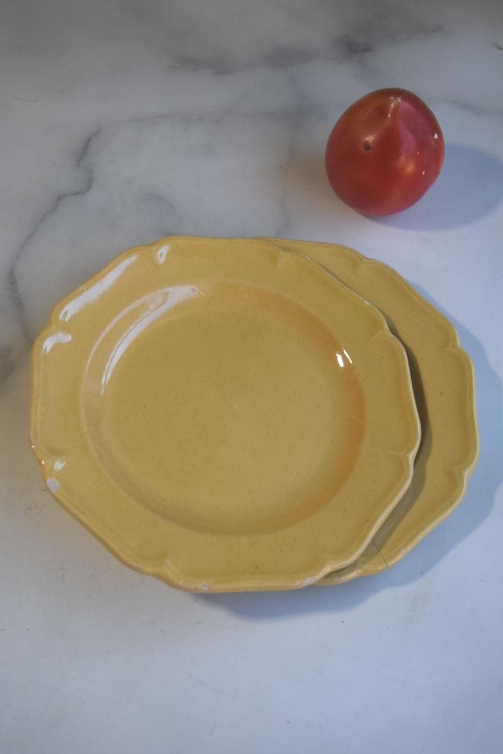 1枚はおまけ　19世紀アプト窯　黄釉花リム　デセール皿　アンティーク