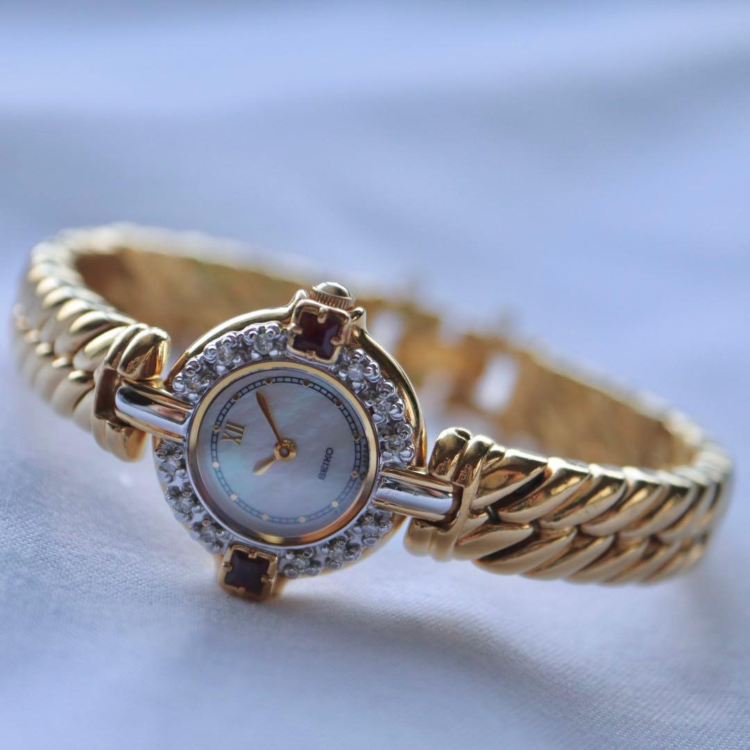 SEIKO エクセリーヌ ダイヤベゼル 2Pルビー シェル文字盤 時計 1392