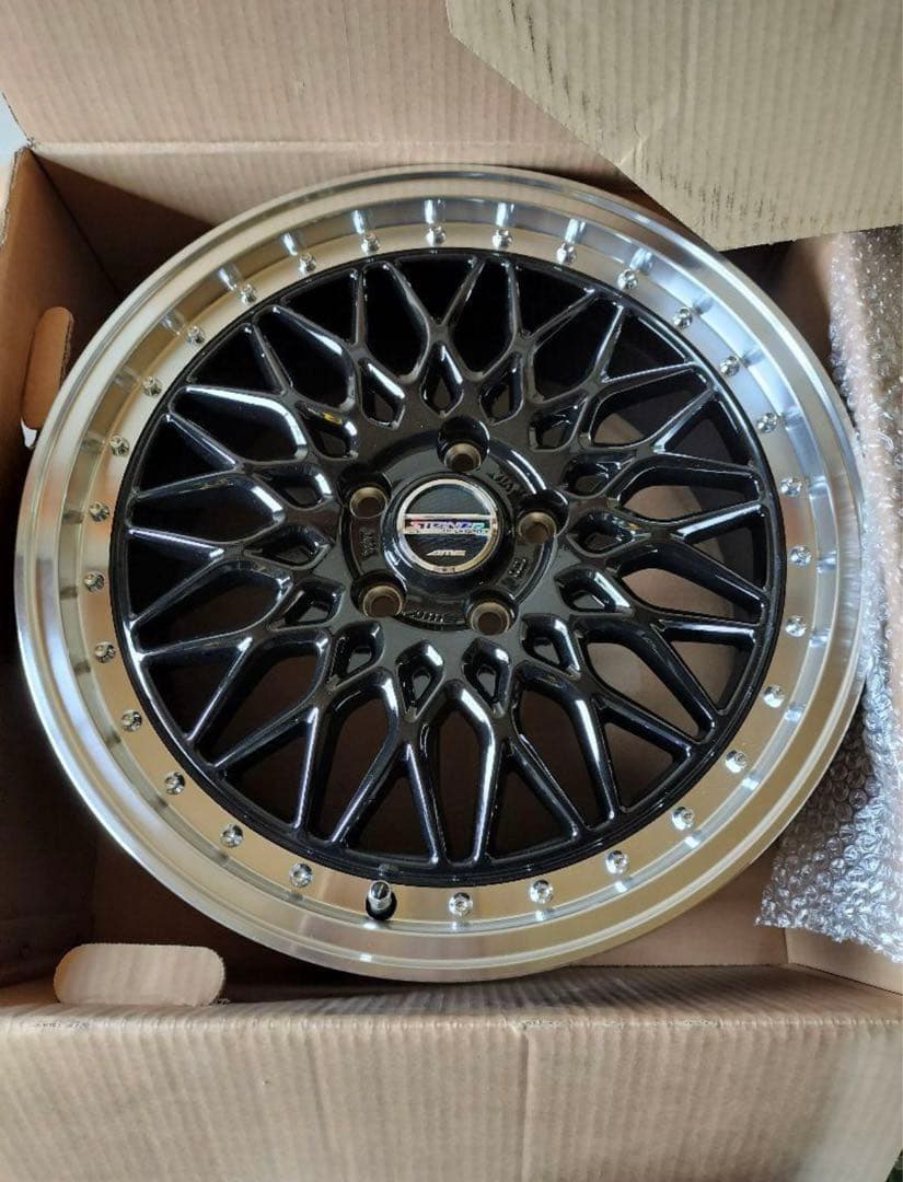 タイヤ・ホイール yoshiki