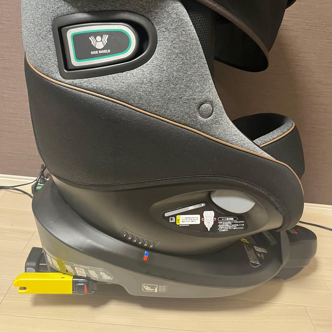 未使用　Aprica 最上位モデル　クルリラ　コンパクト　アカチャンホンポ限定