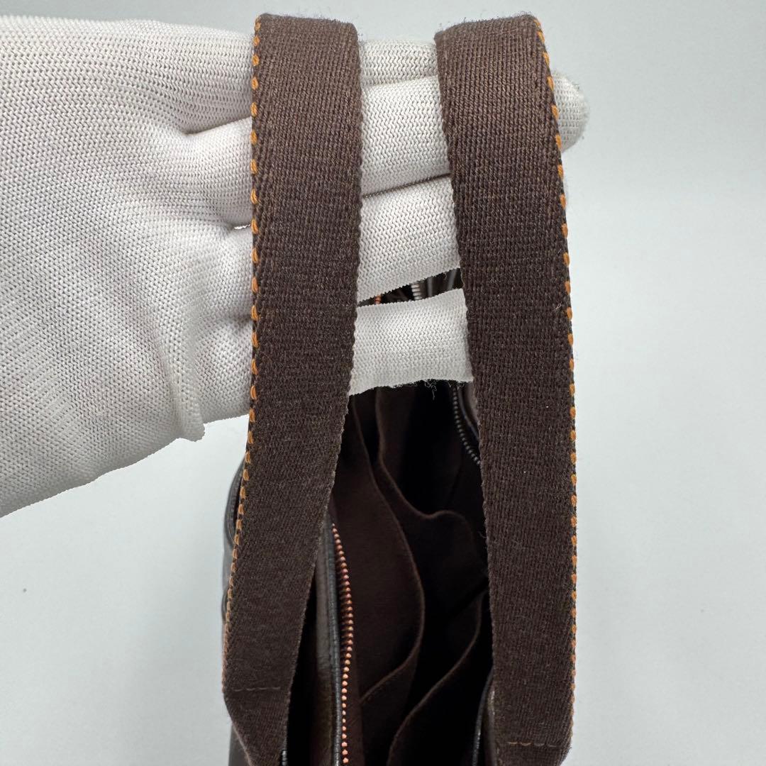 エルメス キャラバンオリゾンタルPM ヴォーデルマ レザー トートバッグ 肩掛け